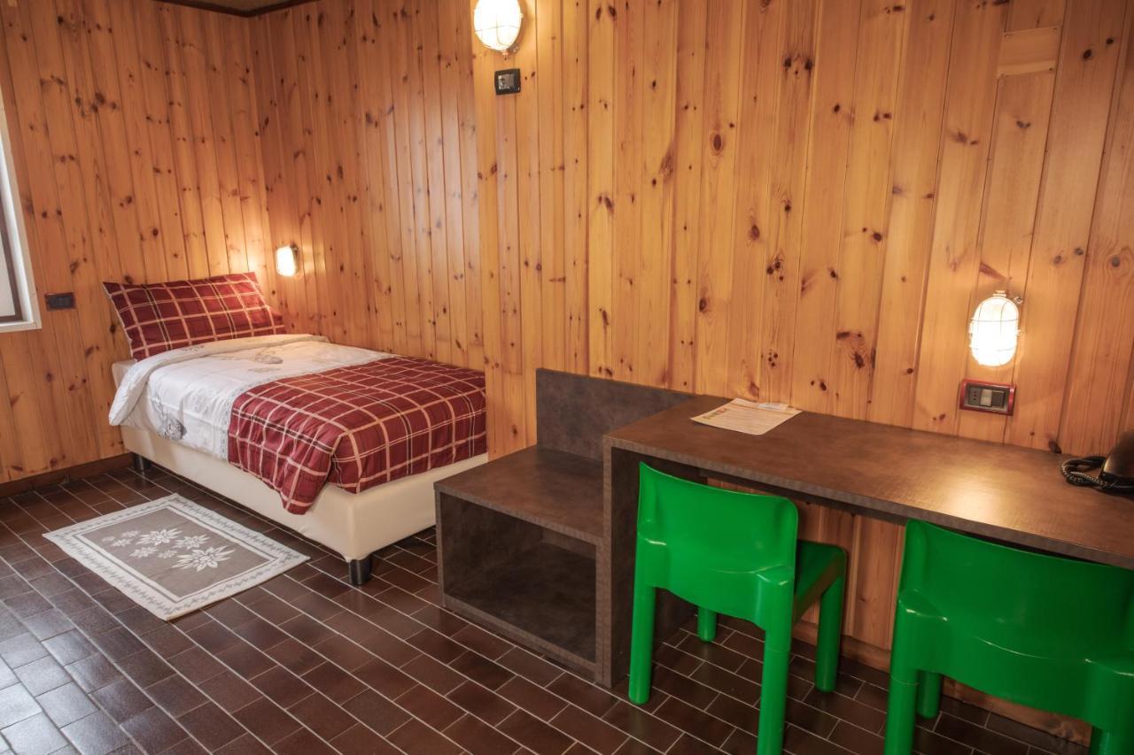 Albergo Quarto Pirovano Passo Stelvio Exterior photo